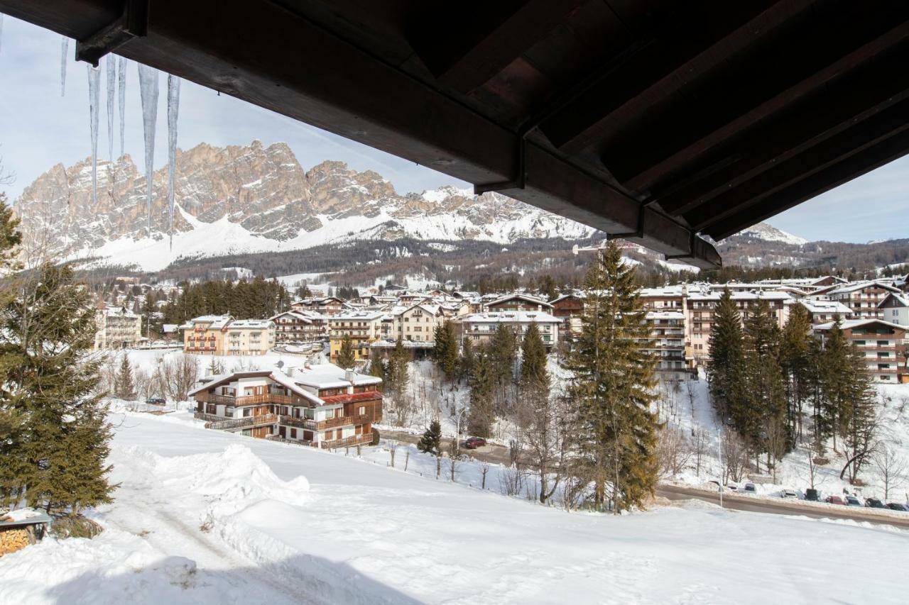 Dolomiti Sweet Lodge コルティーナ・ダンペッツォ エクステリア 写真
